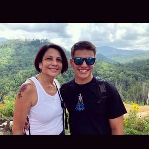 Meet your Posher, Josiah